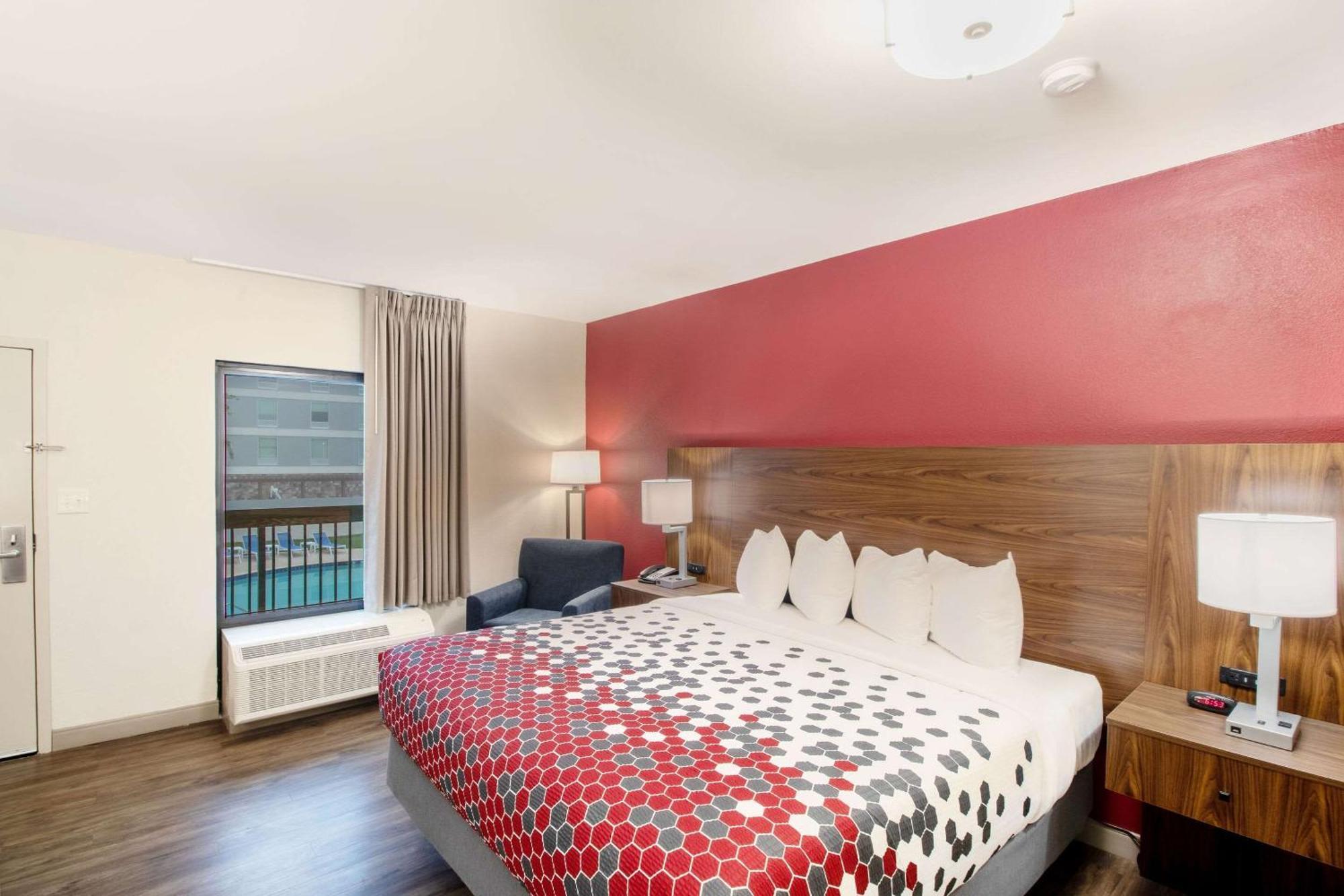 Econo Lodge Inn & Suites Foley-North Gulf Shores Bagian luar foto