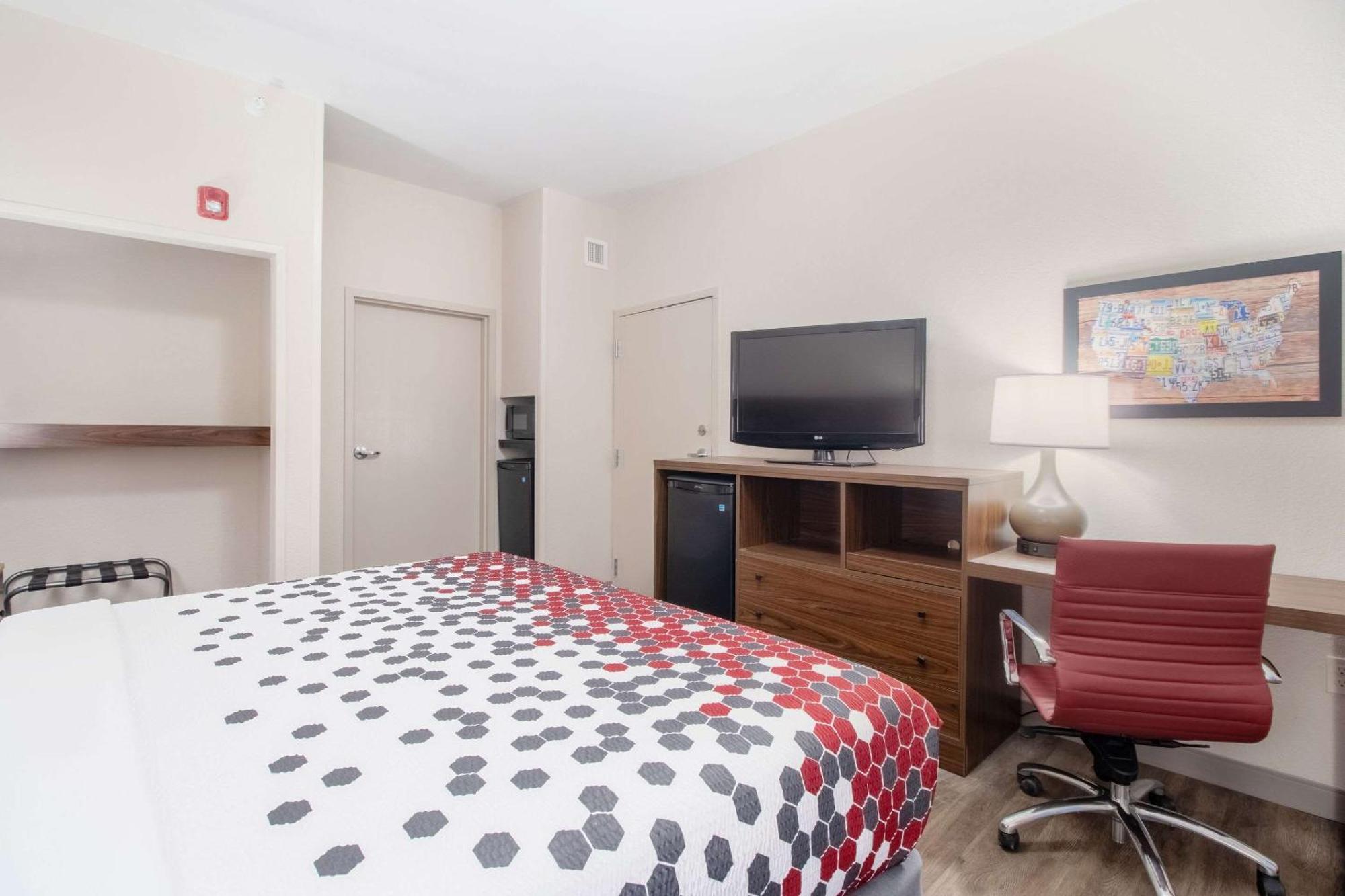 Econo Lodge Inn & Suites Foley-North Gulf Shores Bagian luar foto