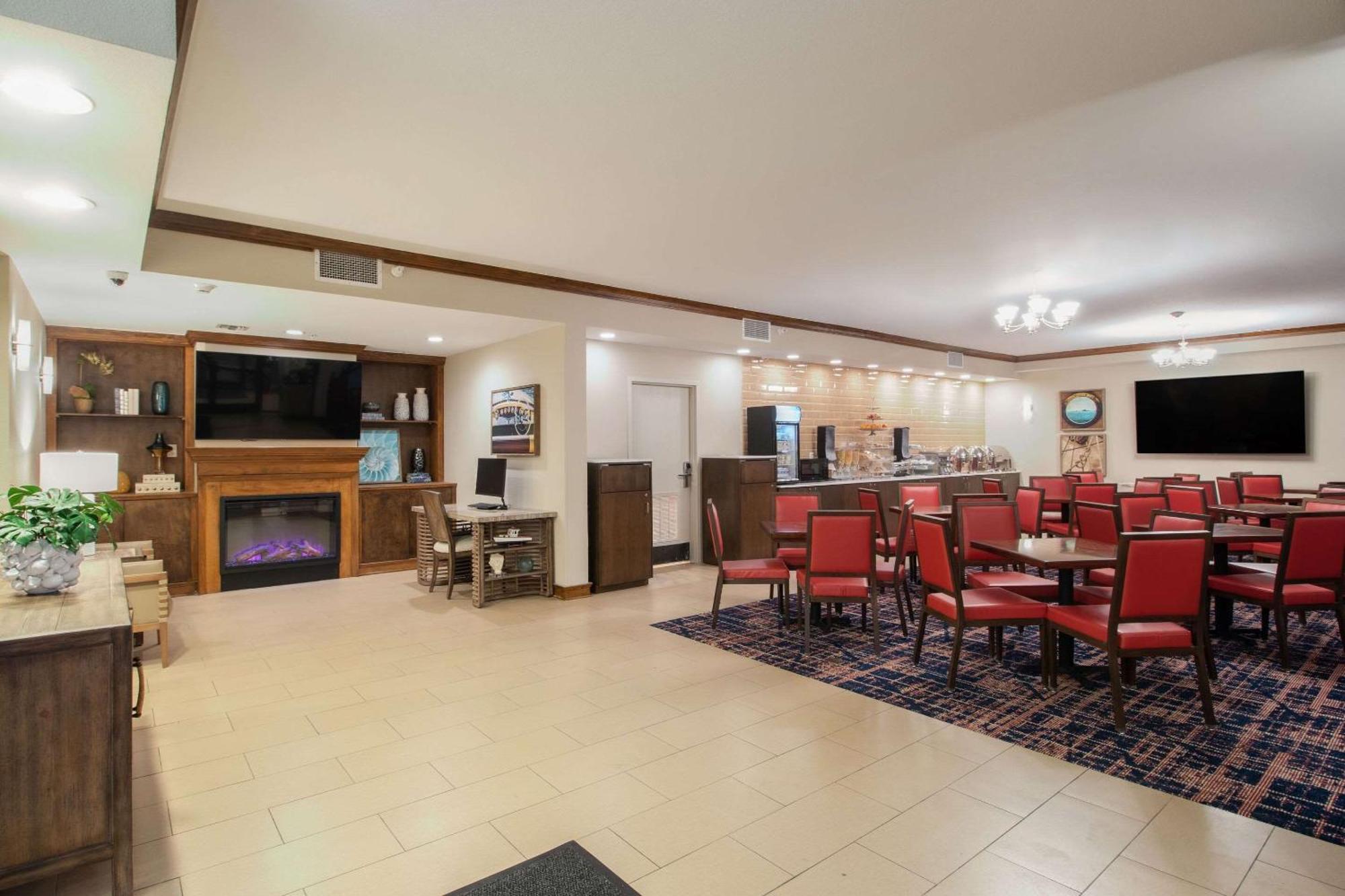 Econo Lodge Inn & Suites Foley-North Gulf Shores Bagian luar foto