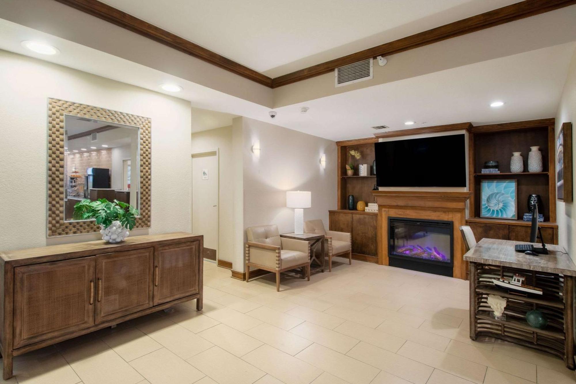 Econo Lodge Inn & Suites Foley-North Gulf Shores Bagian luar foto